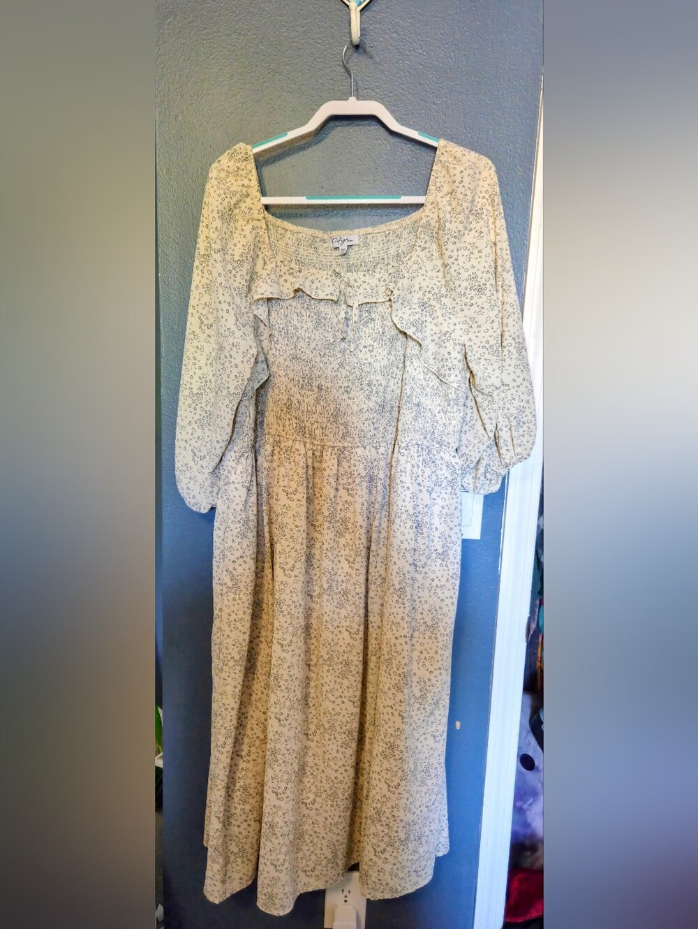 Light Floral Midi Dress - Cream, Plus Size Maternity